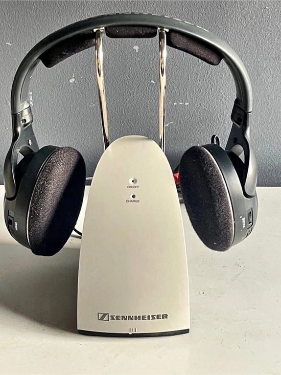 Sennheiser Other - Sennheiser HDR 120 Wireless Headphones Black & White